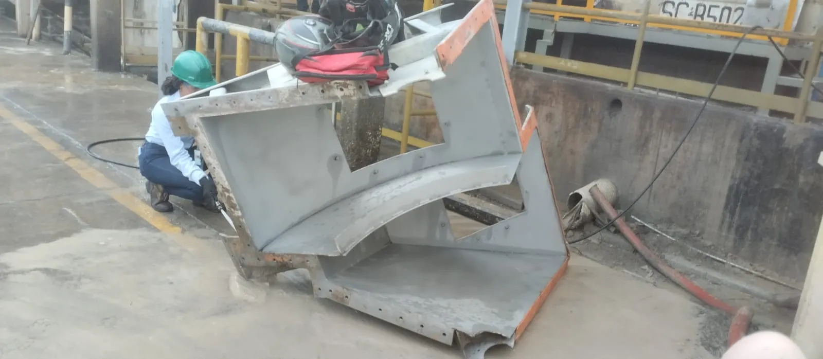 Personal especializado y equipos de sandblasting en Cartagena - CMP SAS